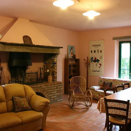 Cantagallo Villa Cortona